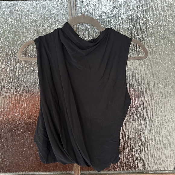 Cult Gaia Christian Black Sleeveless Top size Medium NWT - Picture 9 of 10